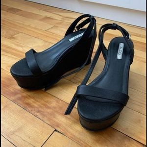 New platform sandals